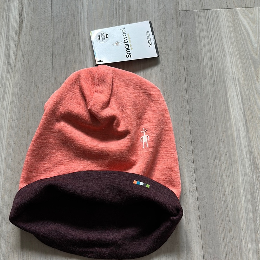 NWT Smartwool reversible beanie